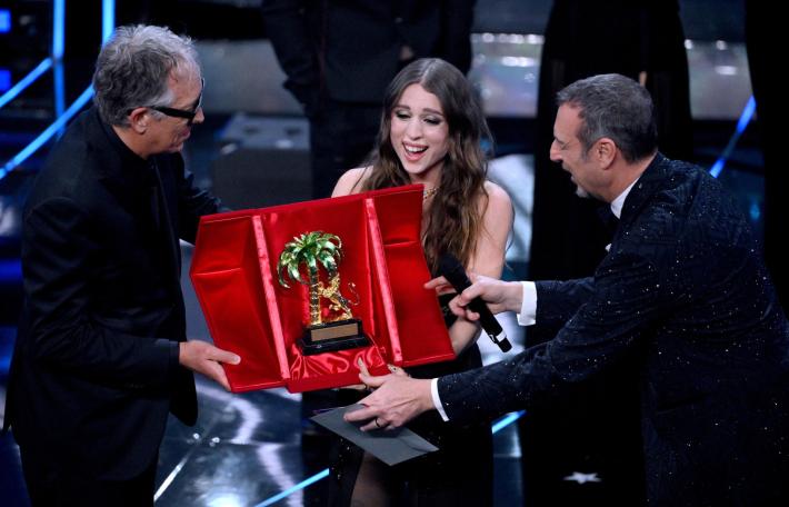 Sanremo, ha vinto Angelina Mango, secondo Geolier, terza Annalisa, quarto Ghali e  quinto Irama