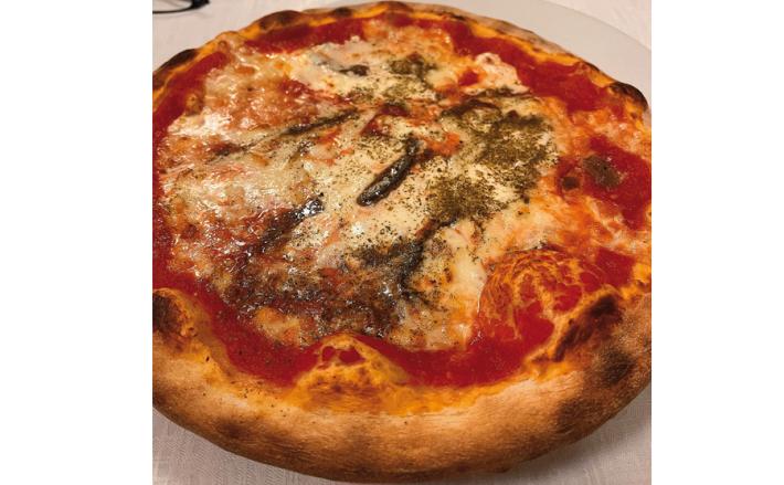 La pizza della "Tirolesina"