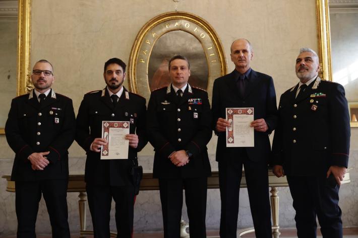 Carabinieri coraggiosi e preparati: premiati dal colonnello Andrea Pagliaro 