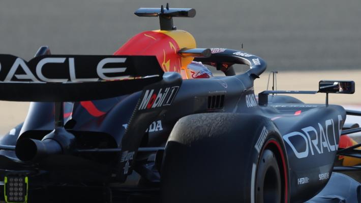Gp del Bahrain: Verstappen in pole davanti a Leclerc