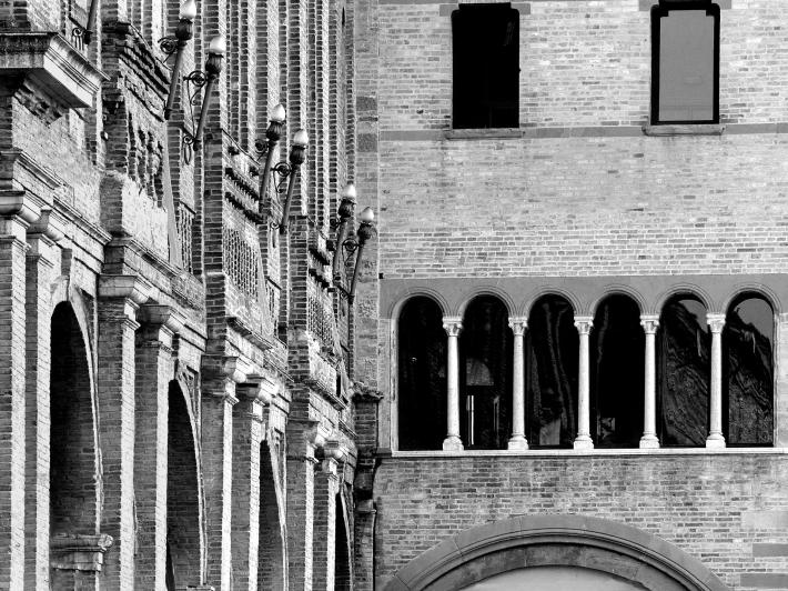 "Parma ideale": gli scatti del grande fotografo Giovanni Lunardi in mostra nella sede centrale dell'Universit&agrave; 