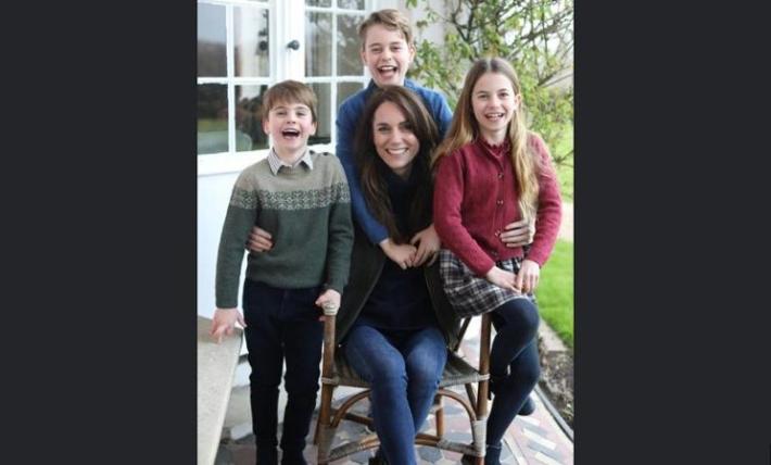 Foto manipolata di Kate, sale la pressione sul palazzo