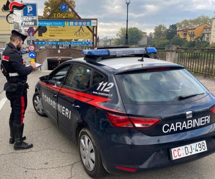 Parma: identificato e denunciato l&rsquo;autore del furto su di un&rsquo;auto in sosta all&rsquo;interno del parcheggio Toschi