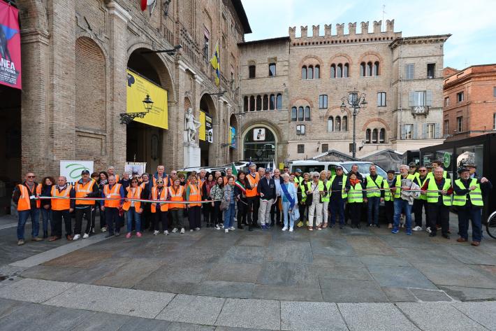 Intercral e Auser:  fare rete &egrave; la vera forza della solidariet&agrave;. Inaugurati due nuovi mezzi per il trasporto sociale e disabili