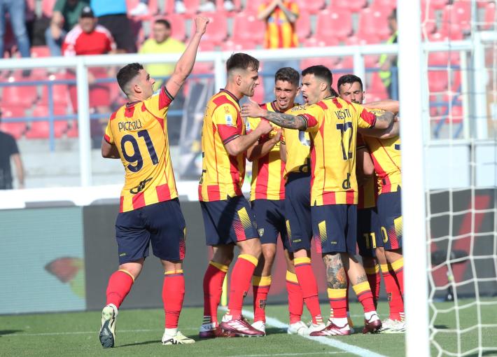 Serie A: il Lecce vince lo scontro salvezza contro l'Empoli (1-0)
