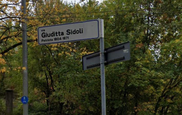 Energia elettrica a singhiozzo anche questa sera nella zona di via Sidoli