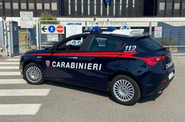 Scandiano, d&agrave; in escandescenze al Sert, ruba una  bomboletta di spray al peperoncino e la usa contro un'infermiera.   Fermato dai carabinieri