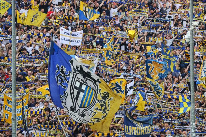 Parma scatenato, 4-0 al Lecco e "vede" il match point. La Samp ferma il Como sull'1-1 - Risultati e classifica