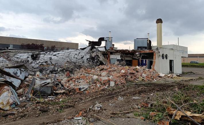 Demolita la storica discoteca "Scacco Matto". Al suo posto un McDonald's