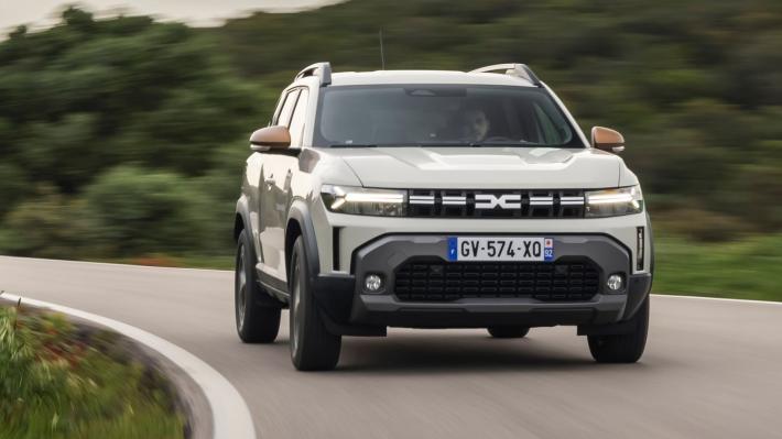 Al volante di nuovo Duster. Ecco come va