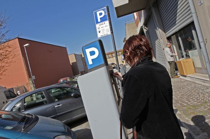 Piano sosta, polemiche non stop. &laquo;Divieti insensati e penalizzanti&raquo;