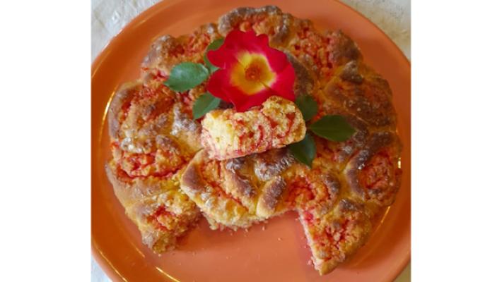 Una torta di rose con sorpresa