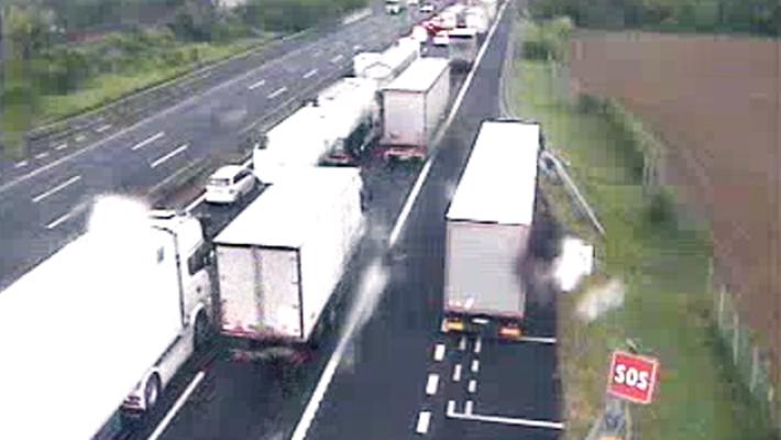 Allagamenti in A1, chiusa l'uscita di Fiorenzuola. Code in autostrada, consigliata a Piacenza rientrando a Fidenza 