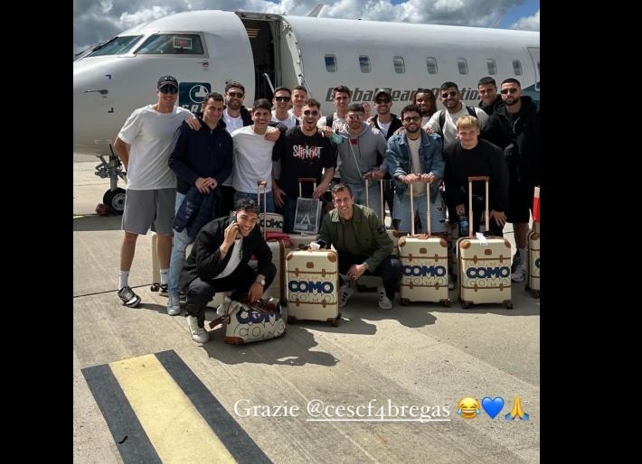 Como in A, Fabregas mantiene la promessa e porta la squadra a Ibiza