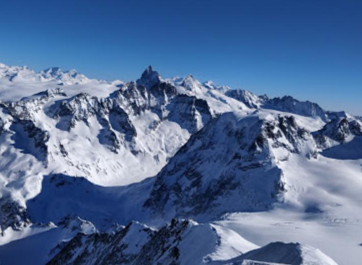 Travolti da una valanga, due morti sulle Alpi svizzere 