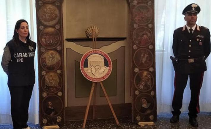 Carabinieri nucleo Tpc restituiscono antico portale rubato
