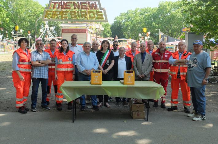 I giostrai donano due defibrillatori alla Croce Rossa e alla Pubblica Assistenza