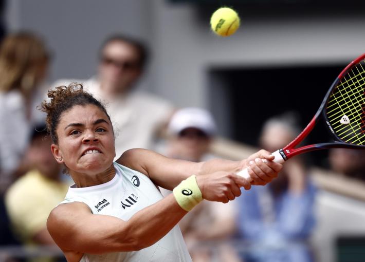 La Paolini si arrende in due ser alla Swiatek che vince Roland Garros