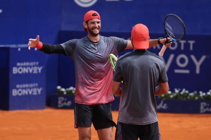 Roland Garros: niente da fare anche per Bolelli e Vavassori. Il doppio maschile lo vincono Arevalo e Pavic