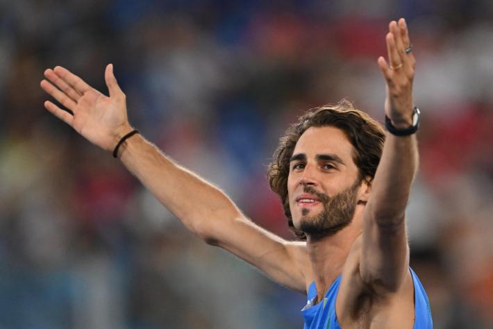 Gianmarco Tamberi a Sanremo smentisce le voci: "Ci vediamo a Los Angeles 2028"