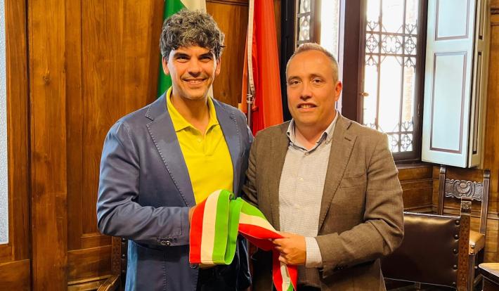 Malvisi ha indossato la fascia: &laquo;Ora subito al lavoro per la citt&agrave;&raquo;