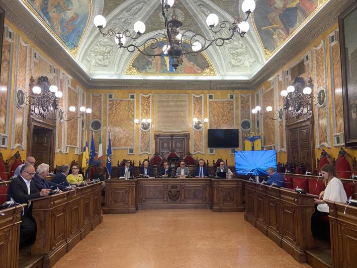 Parma nel reticolo dei servizi ad Alta Velocit&agrave;: al via la presentazione di uno studio in Consiglio