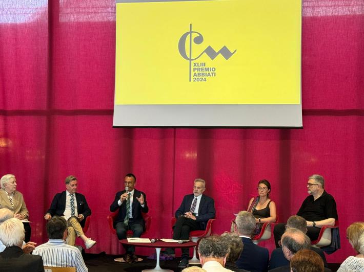 Consegnato al Teatro Regio il premio Filippo Siebaneck per il progetto "Opera in carcere"