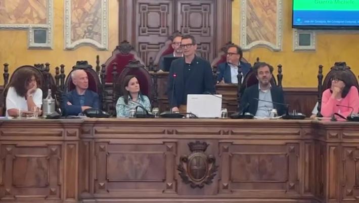 Consiglio, pulizia delle strade, multe e ponte Nord i primi temi trattati