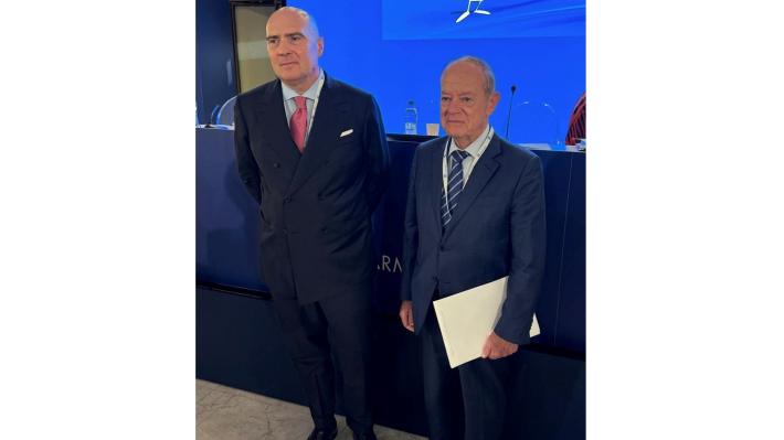 Farmindustria: Cattani confermato alla presidenza, Alberto Chiesi &egrave; presidente onorario 