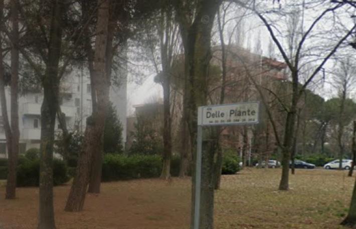 Mamma si getta dal tetto con il figlio di 6 anni.  Entrambi sono morti