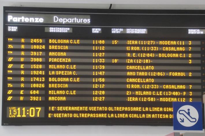 Stazione di Parma, ancora treni cancellati. La maggior parte delle &laquo;Frecce&raquo; dirottate sulla linea dell&rsquo;Alta Velocit&agrave;