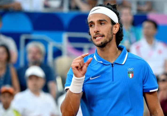 Olimpiadi: Musetti tiene testa a Djokovic, ma &egrave; il serbo che va in finale. Contro Alcaraz. Per l'azzurro sfida per il bronzo