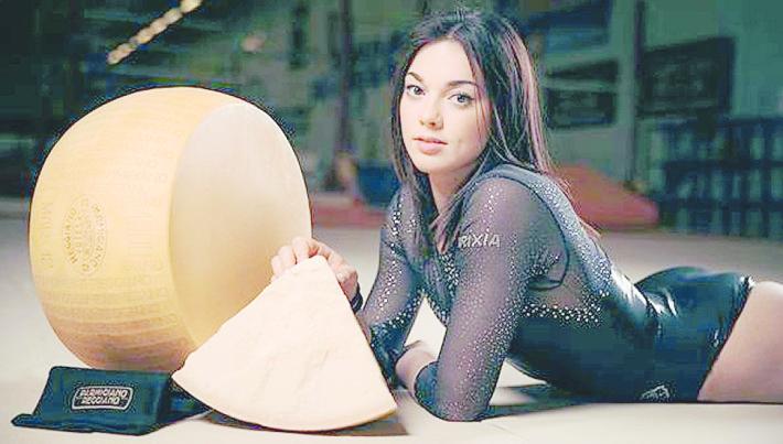 Giorgia Villa, &laquo;fata&raquo; d'argento testimonial del Parmigiano