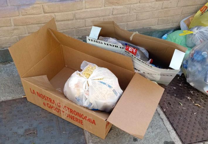 Borgo Rett, problema rifiuti "on the road"