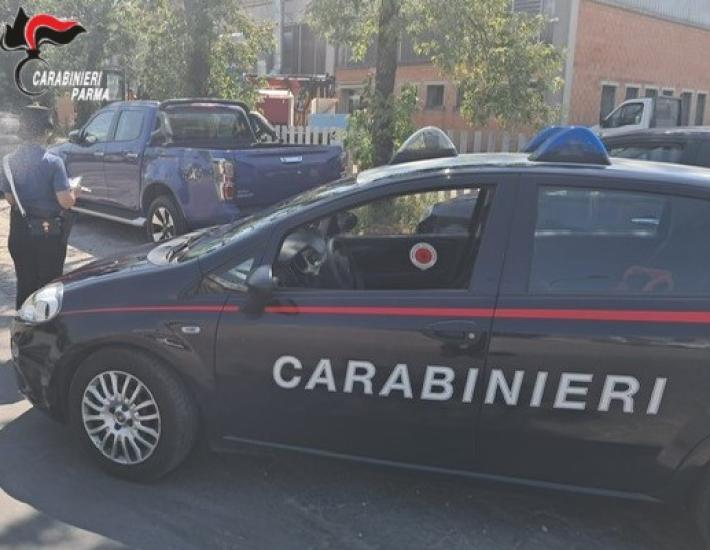 Colorno: era nudo alla guida di un furgone rubato. Denunciato 50enne straniero.