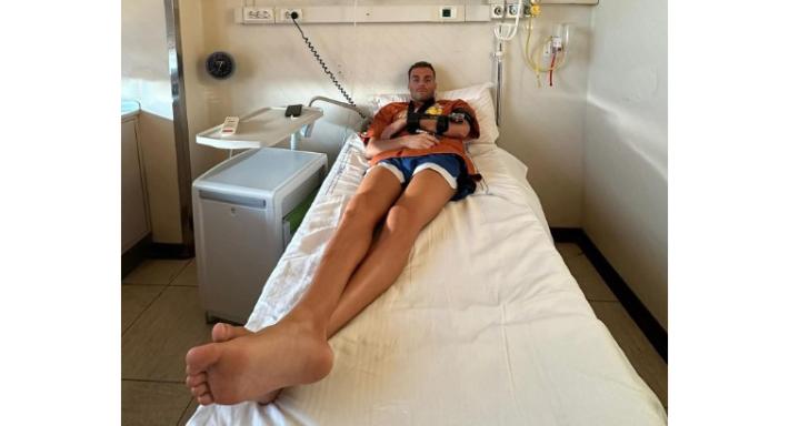 Paltrinieri "mi sono fratturato gomito, torner&ograve; presto"