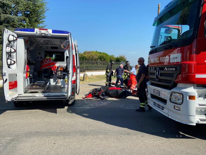 Scontro auto-bici a Vicofertile: un ferito grave