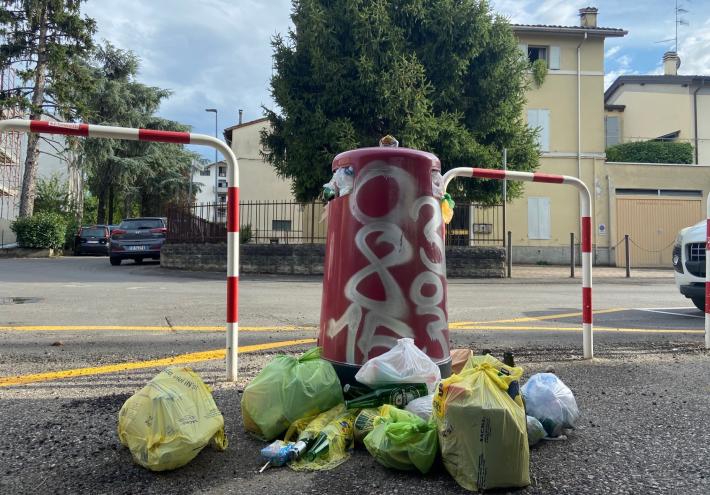 Via Doberd&ograve;, l'abbandono dei rifiuti &egrave; "selvaggio"