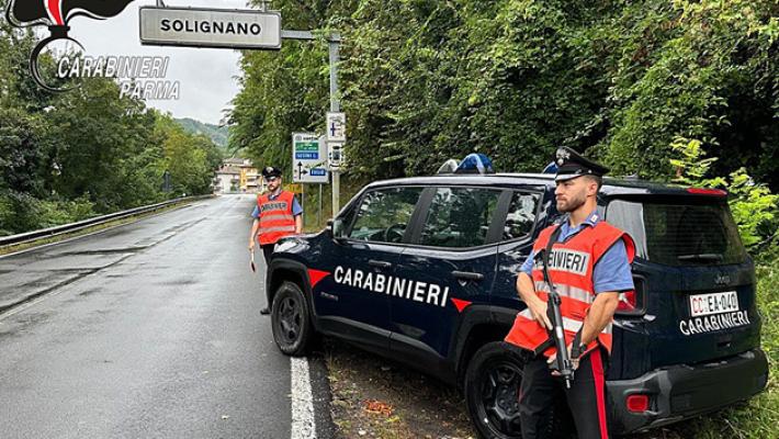 Cerca di acquistare oggetti di bricolage su internet, fa il bonifico, ma viene truffato. denunciato un uomo