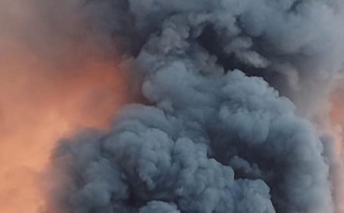 Incendio su nave da Palermo nel golfo di Napoli