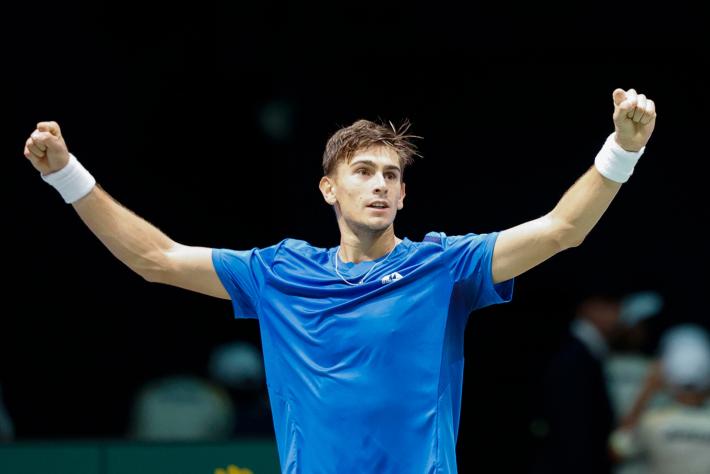 Finale di Coppa Davis: Arnaldi batte Popyrin. Primo punto per l'Italia contro l'Australia