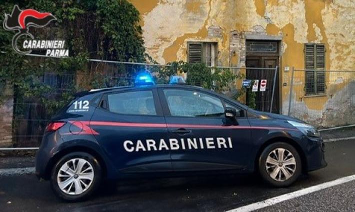 Occupa uno stabile disabitato e si allaccia abusivamente alla rete elettrica: arrestato un 29enne a Colorno