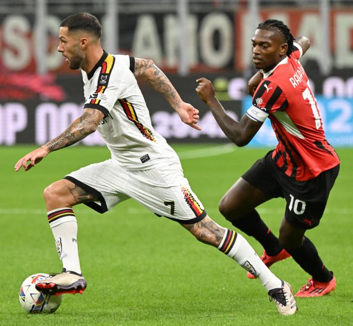 Milan-Lecce 3-0, rossoneri in vetta alla classifica 