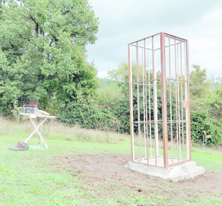 Stefano Grilli  Prigionieri reali  (e volontari)  del mondo virtuale