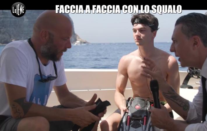 Matteo Mariotti, a un anno dall'incidente, torna faccia a faccia con lo squalo 
