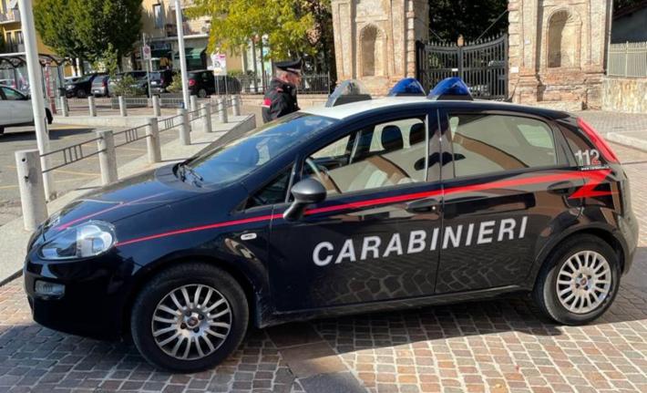 Ruba creme corpo e viso da un supermercato per un valore di oltre 3.000euro.  Denunciata 23enne straniera