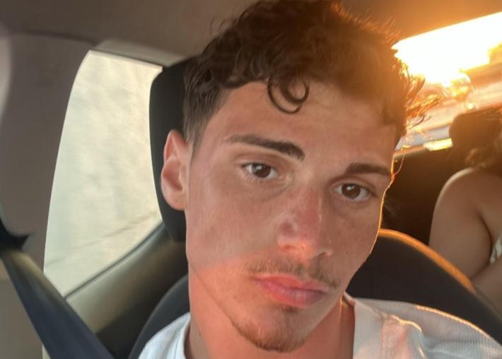 Ucciso calciatore di 19 anni, &ldquo;Tutto &egrave; iniziato da un piede pestato&rdquo;. Fermato un 17enne