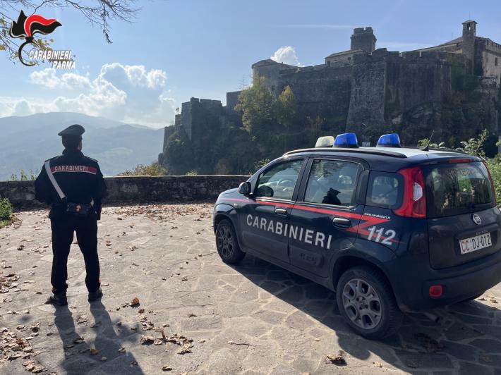 Beccato per la seconda volta alla guida nonostante la patente revocata: denunciato