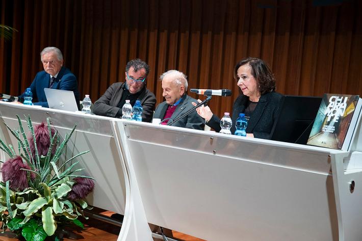 Giovanni Chiaramonte: scatti per leggere il mondo 