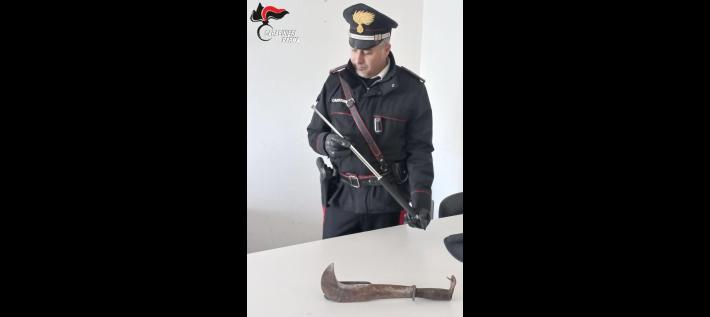 Due persone denunciate per porto abusivo di oggetti atti a offendere, due patenti ritirate per guida in stato di ebrezza alcolica, cinque giovani segnalati alla Prefettura di Parma quali assuntori di 